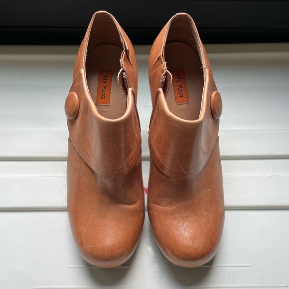 Miz Mooz brown leather booties size 8.5 in very used condition (sold as-is!!!) - Picture 1 of 7